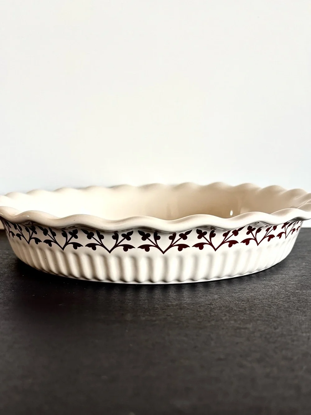 Paula Deen Fall Harvest Large 11 inch Stoneware Quiche or Pie Plate Ruffled Edge